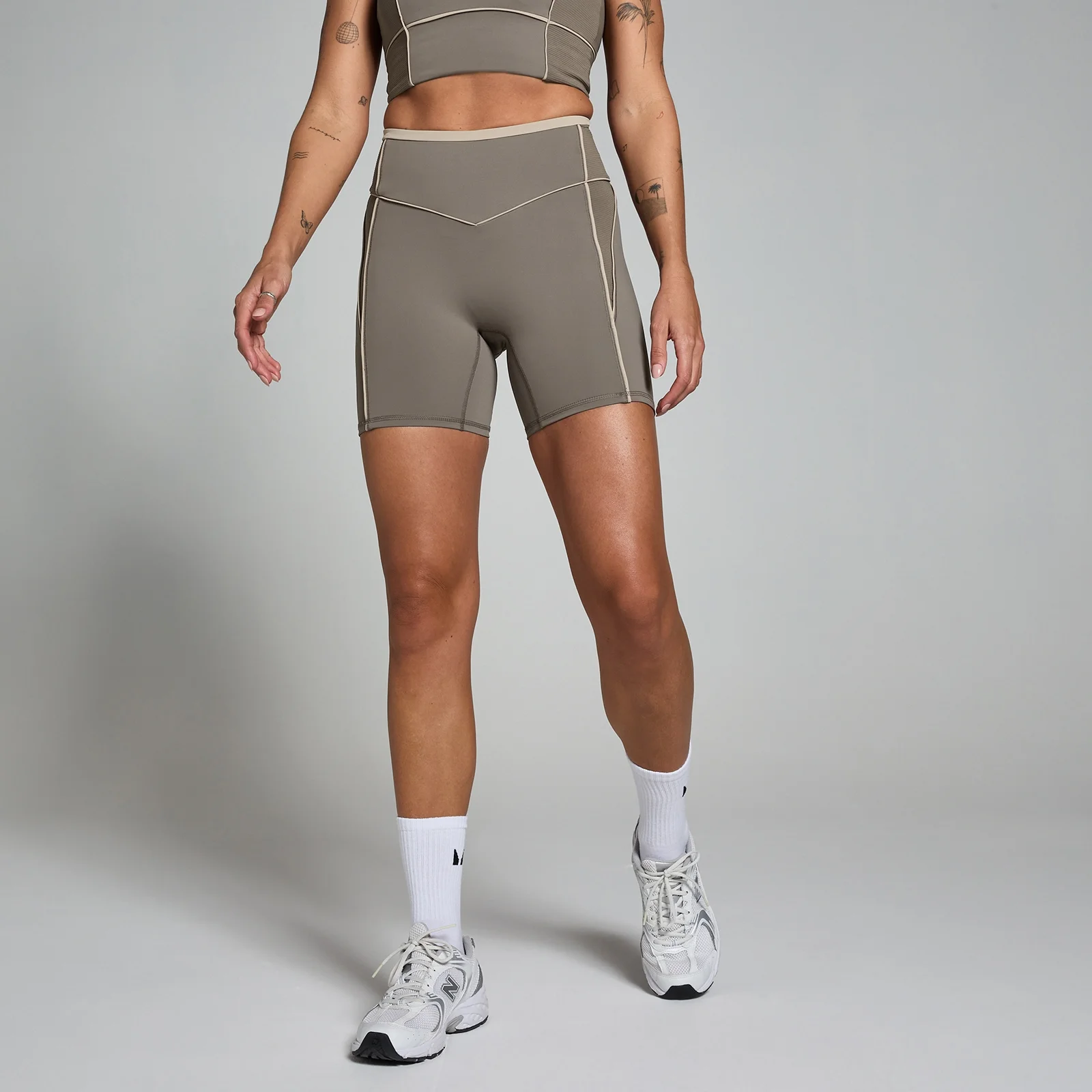 Pantaloni scurți de ciclism cu textură în contrast MP Tempo - Espresso - XS Imagine 1