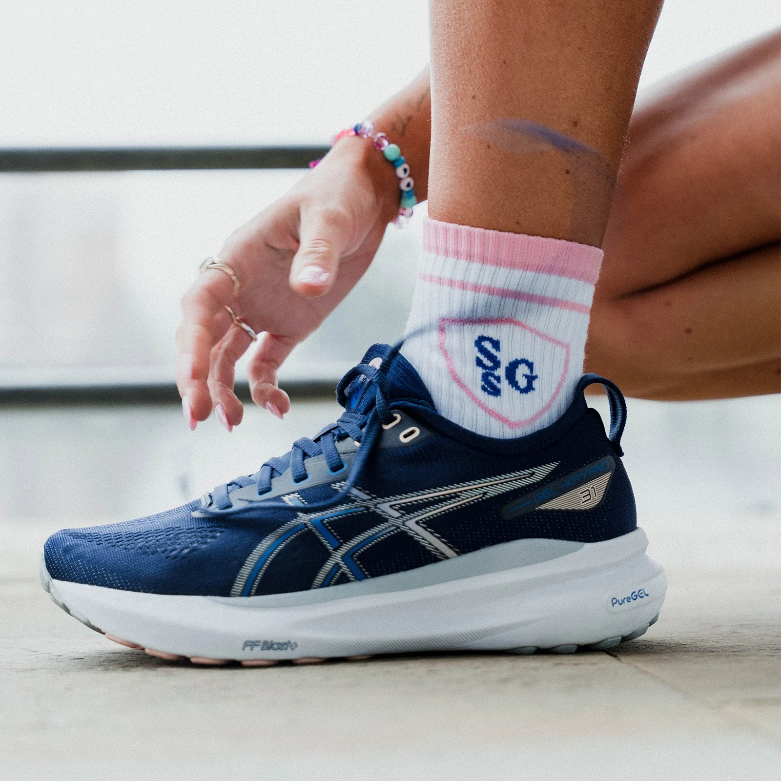 Șosete clasice MP Strong Girl Society (1 pereche) - Alb - UK 2-5 Imagine 1