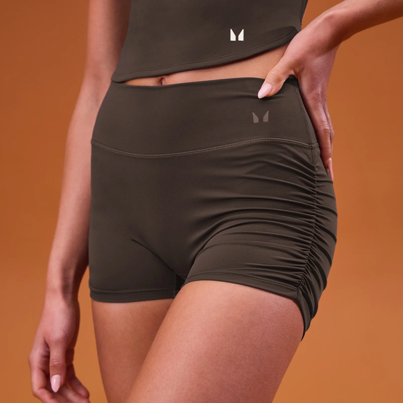 Pantaloni Scurți Booty cu Scrunch Lateral MP Tempo pentru Femei - Cacao - XS Imagine 1